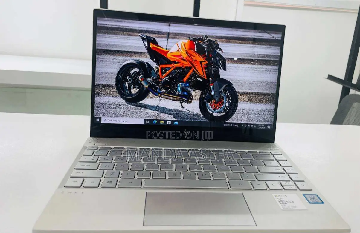 New Laptop HP Envy 14 8GB Intel Core I5 SSD 512GB