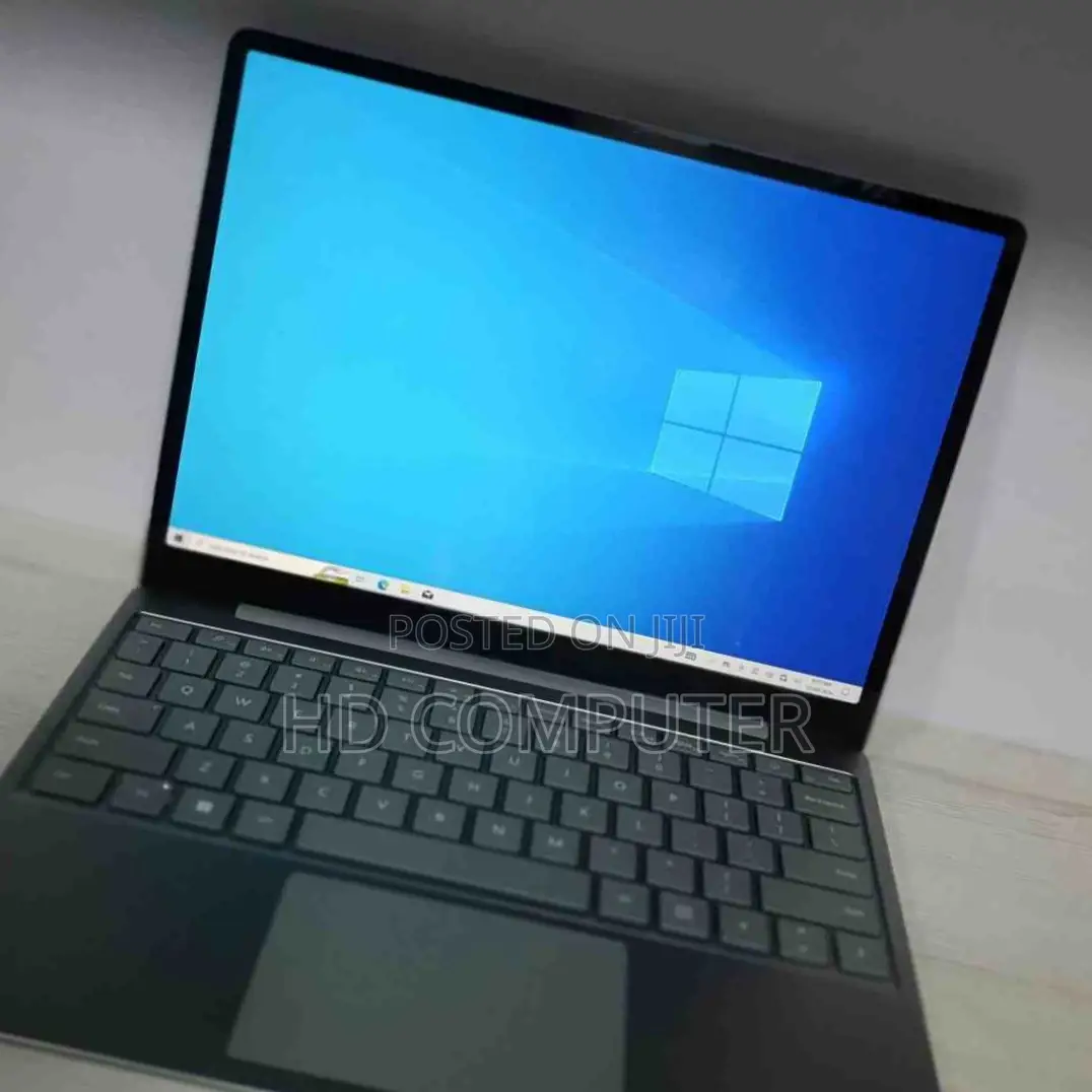 New Laptop Microsoft Surface Pro 8 8GB Intel Core I5 SSD 256GB