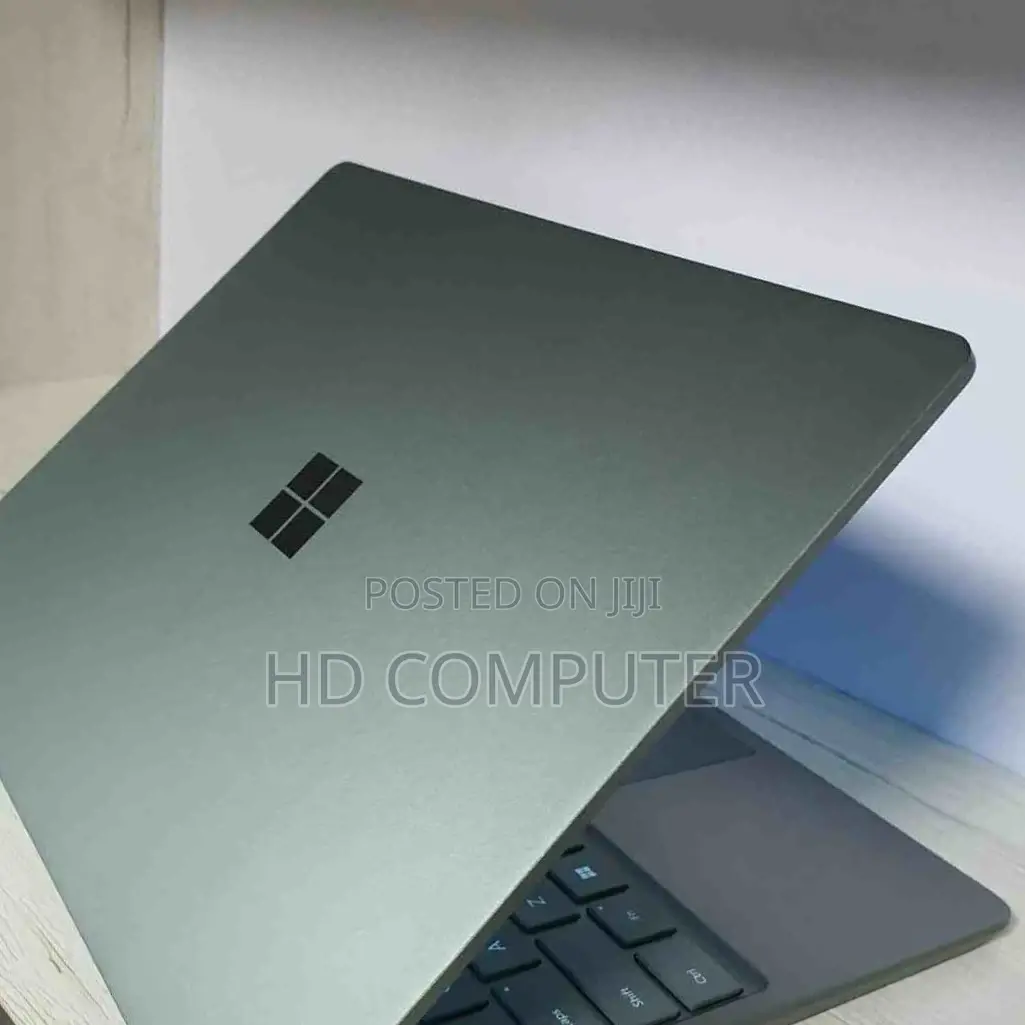 New Laptop Microsoft Surface Pro 8 8GB Intel Core I5 SSD 256GB