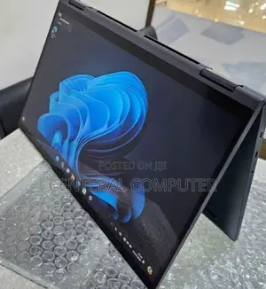 New Laptop Lenovo Yoga 710 8GB Intel Core I5 SSD 512GB