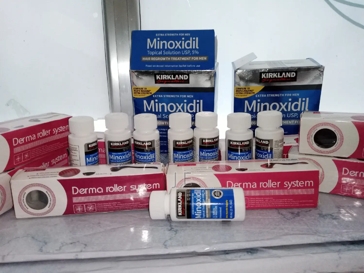 Kirkland Minoxidil With Derma Roller