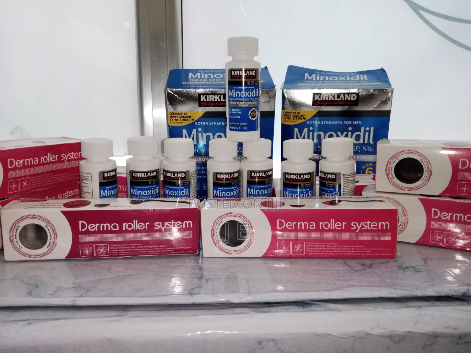 Kirkland Minoxidil With Derma Roller