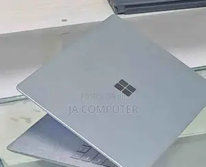 New Laptop Microsoft Surface 16GB Intel Core I7 SSD 256GB