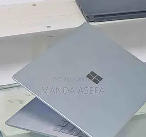 New Laptop Microsoft Surface 16GB Intel Core I7 SSD 256GB