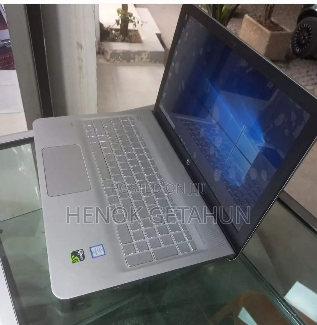 New Laptop HP Envy X360 8GB Intel Core I5 HDD+SSD 128GB