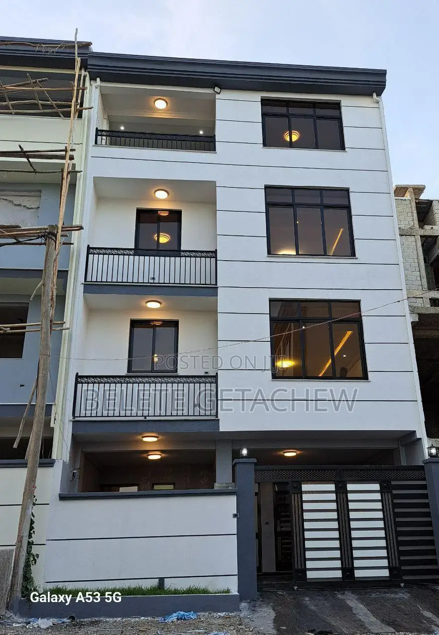 6bdrm House in ሰሚት 72, G+3 ዘመናዊ ቤት, Bole for sale