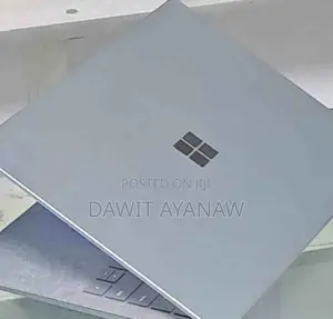 New Laptop Microsoft Surface 16GB Intel Core I7 SSD 256GB