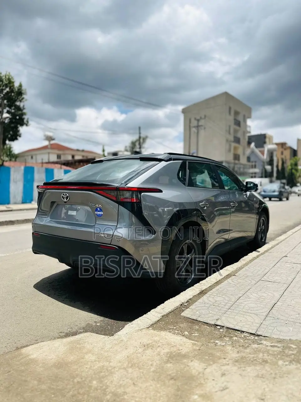 New Toyota bZ4X 71.4 kWh AWD 2023 Gray