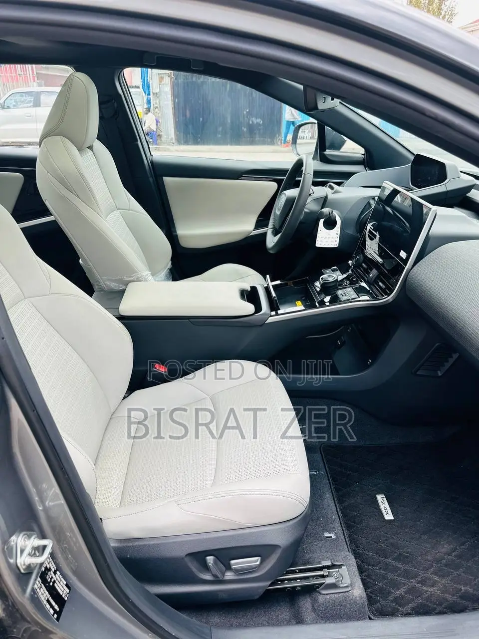 New Toyota bZ4X 71.4 kWh AWD 2023 Gray