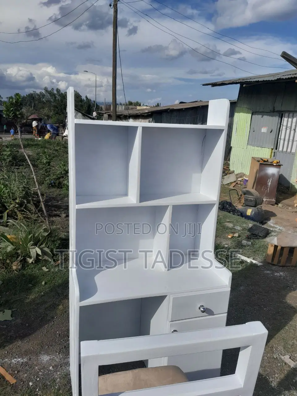 ለልጆች ማጥኛ መፅሀፍ መደርደርያ ያለው ለወንድም ለሴትም ልጆችዎ