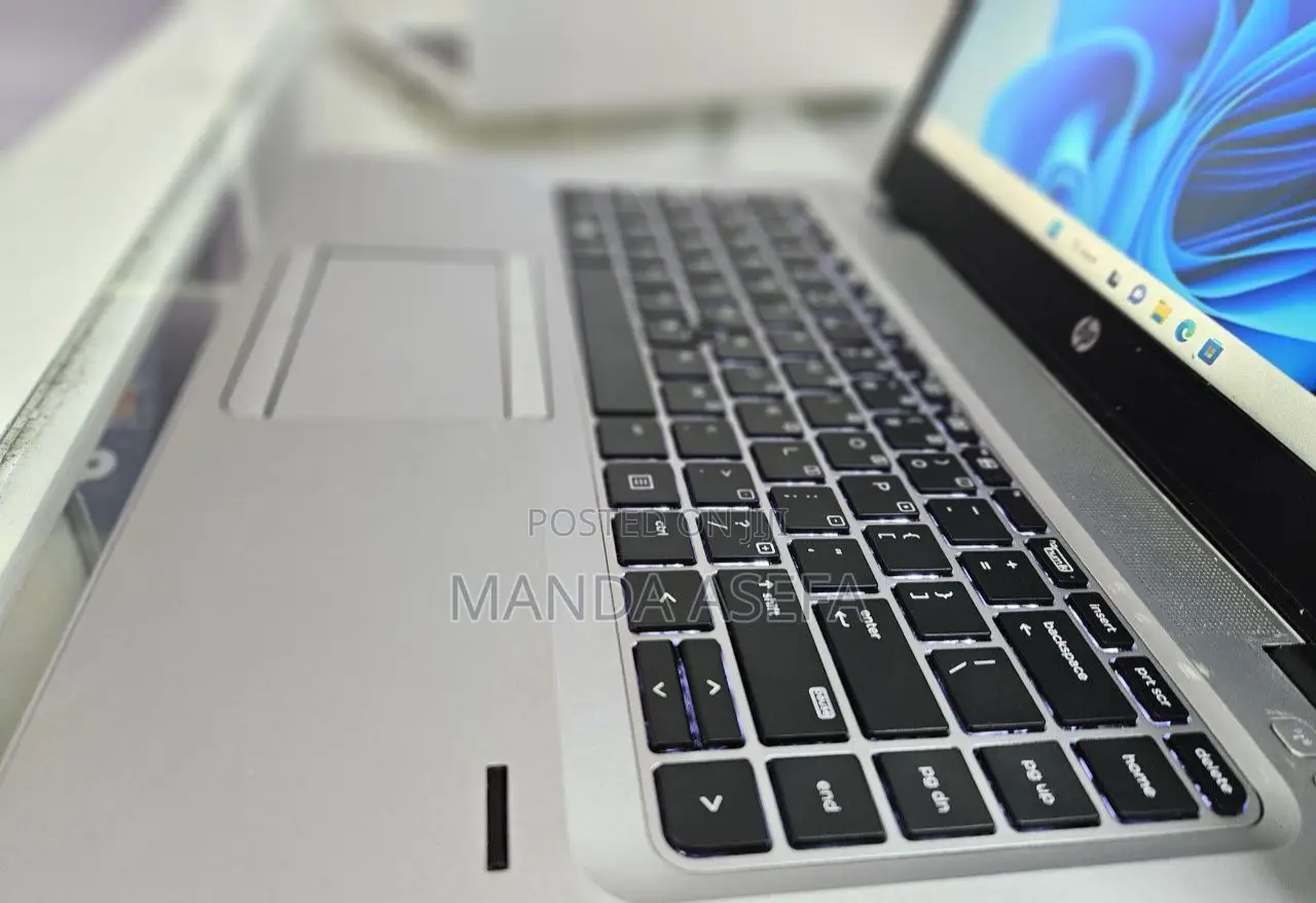 New Laptop HP EliteBook 840 8GB Intel Core I7 HDD+SSD 1T