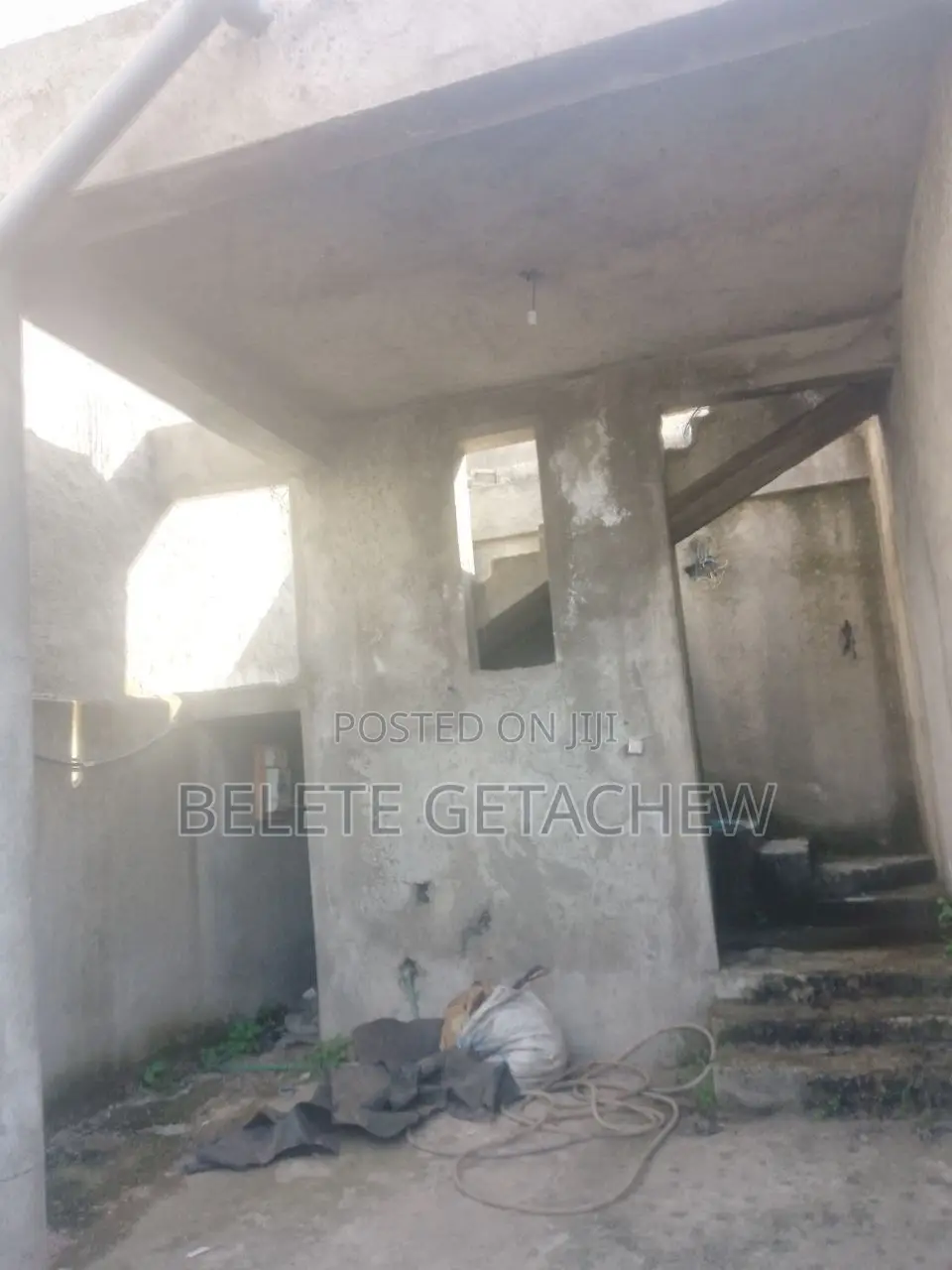 አያት፤ ለ G+3 መሠረት የወጣለት ቤት ሽያጭ