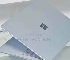 New Laptop Microsoft Surface 16GB Intel Core I7 SSD 256GB