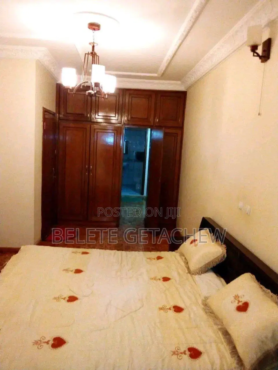 6bdrm House in Ayat Compound G+2, Bole for sale