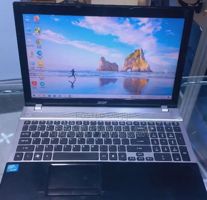 New Laptop Acer Aspire 1 4GB Intel Core 2 Duo HDD 320GB