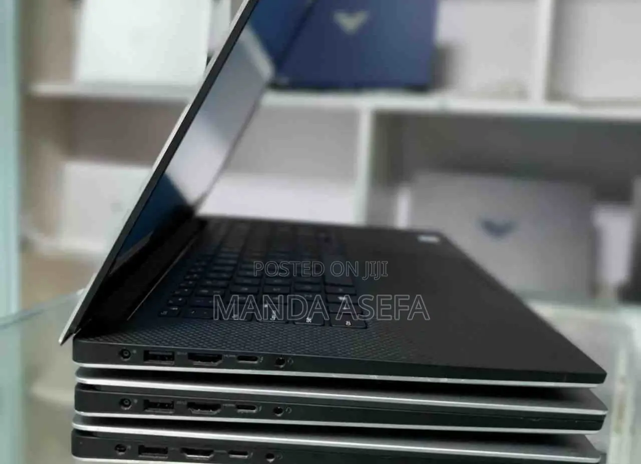 New Laptop Dell XPS 15 16GB Intel Core I7 SSD 512GB