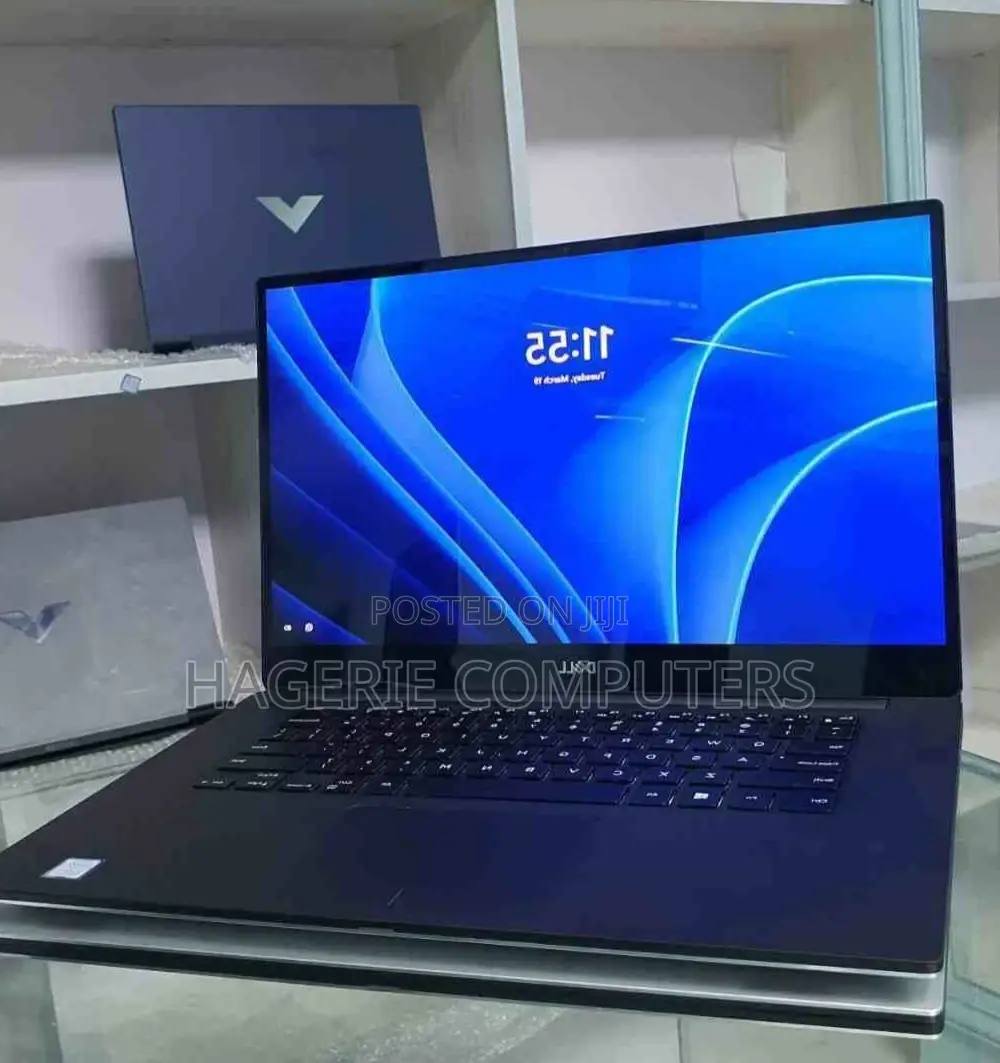 New Laptop Dell XPS 15 9530 16GB Intel Core I7 SSD 512GB