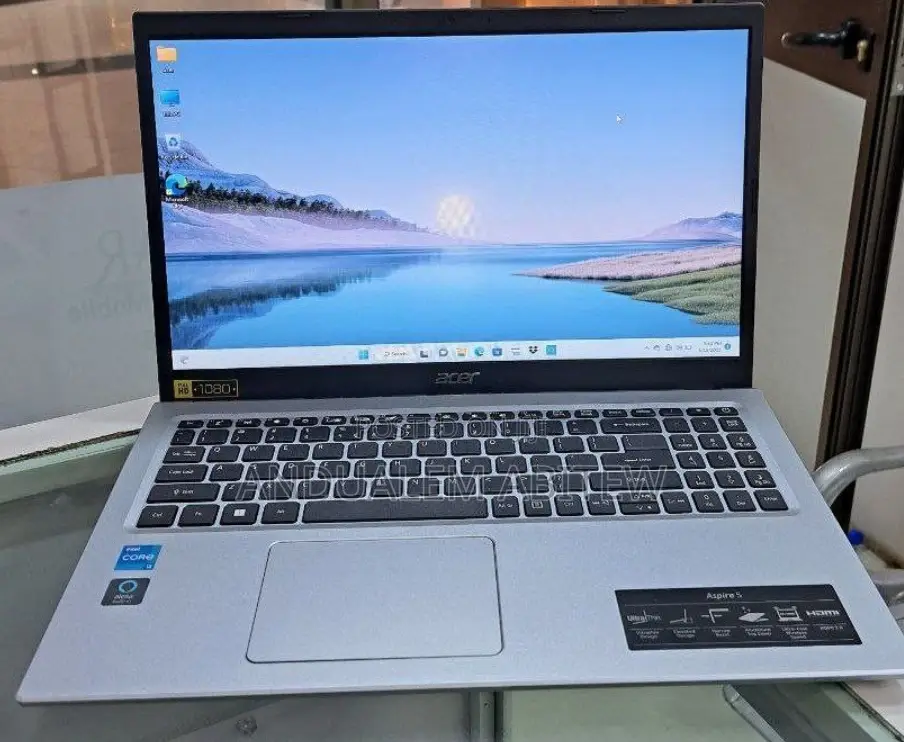 New Laptop Acer Aspire 5 8GB Intel Core I3 SSD 256GB