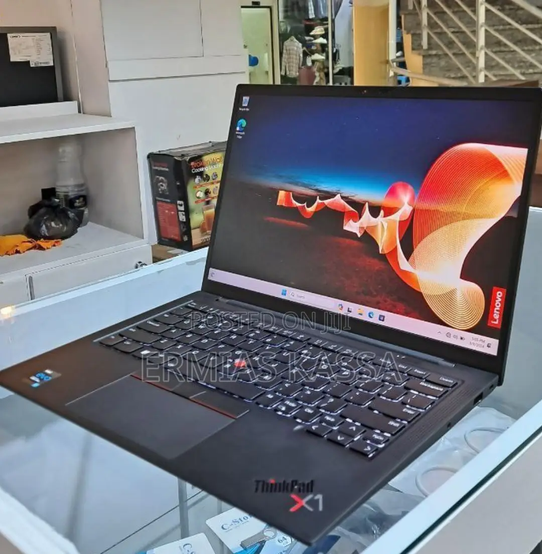 New Laptop Lenovo ThinkPad X13 Gen 2 16GB Intel Core I7 SSD 512GB