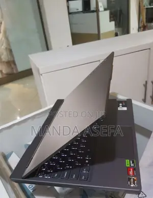 New Laptop Lenovo Legion 5 16GB AMD Ryzen 7 SSD 512GB