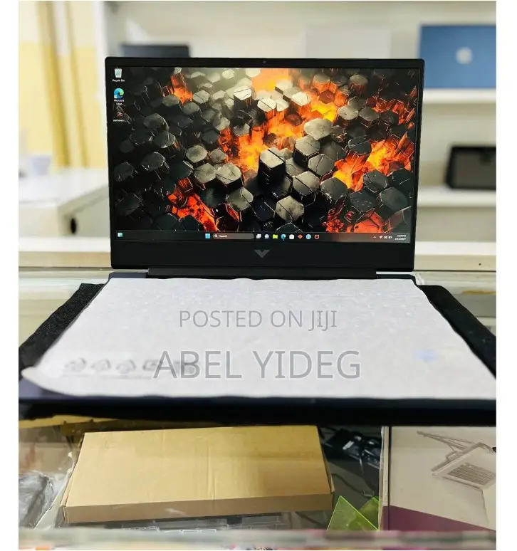 New Laptop HP Victus 15 8GB Intel Core I5 SSD 512GB