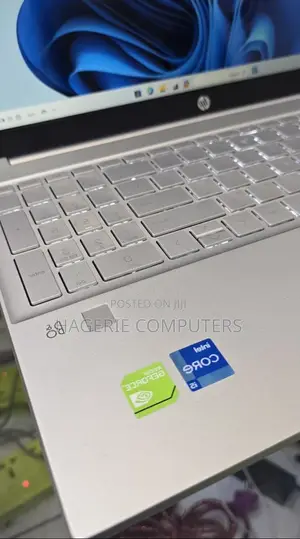 New Laptop HP Pavilion 14-Ce3064st 16GB Intel Core I5 SSD 512GB