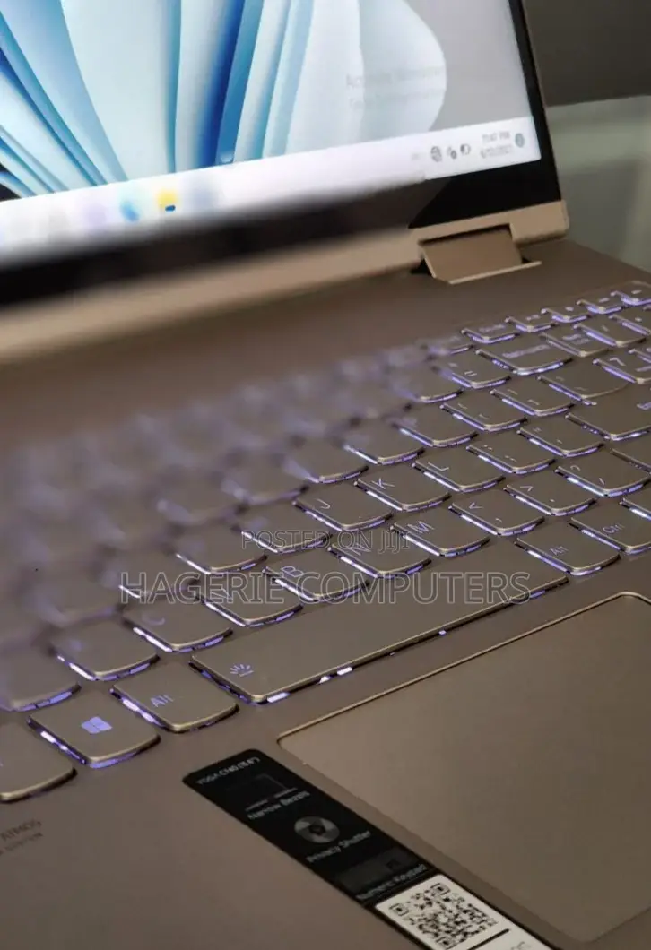 Laptop Lenovo Yoga 700 12GB Intel Core I7 SSD 512GB