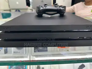 -Playstation 4_PRO 1000 GB Storage