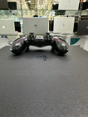 -Playstation 4_PRO 1000 GB Storage