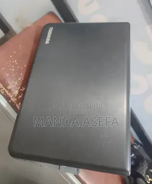 Laptop Toshiba 4GB Intel Core I3 HDD 500GB