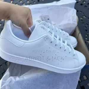 Photo - Adidas Stansmith