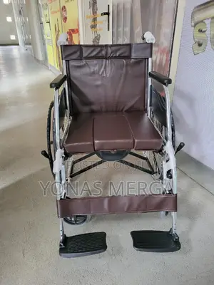 Photo - Toilet Wheelchair°ከኋላ ሚንሸራተት ፖፖ°Wheelchair°ኒዉ Wheelchair