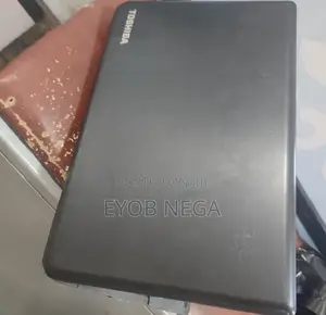 Photo - Laptop Toshiba Satellite C55 4GB Intel Core I3 HDD 500GB