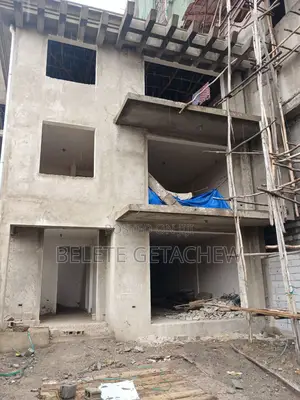 አያት ፤ G+2 ፊኒሽንግ ላይ ያለ ቤት ሽያጭ ። 250ካ.ሜ