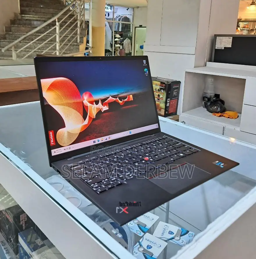 New Laptop Lenovo ThinkPad X1 Carbon 16GB Intel Core I7 SSD 512GB