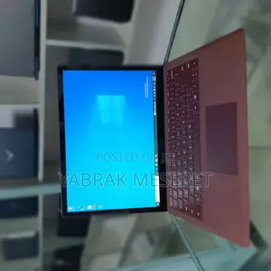 New Laptop Microsoft Surface 8GB Intel Core I5 SSD 256GB