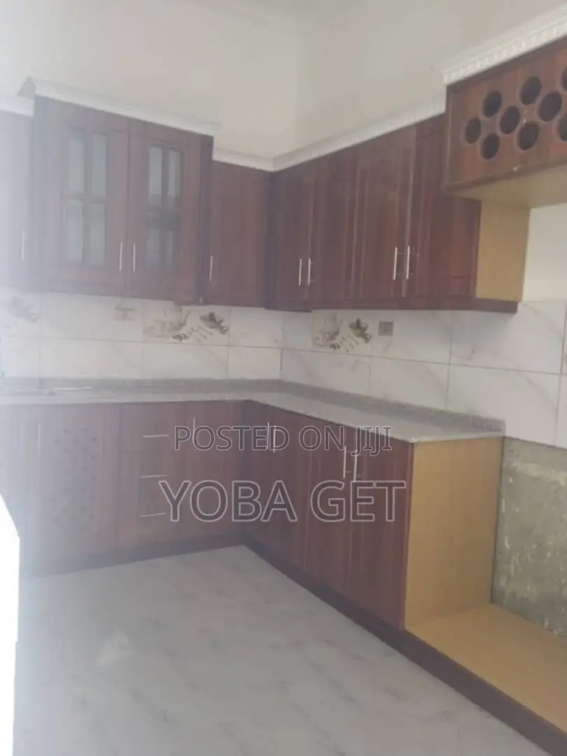 Furnished 6bdrm House in Akaky Kaliti for sale