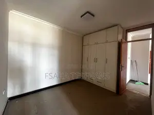 3bdrm Apartment in Apartment For Rent, Yeka for rent
