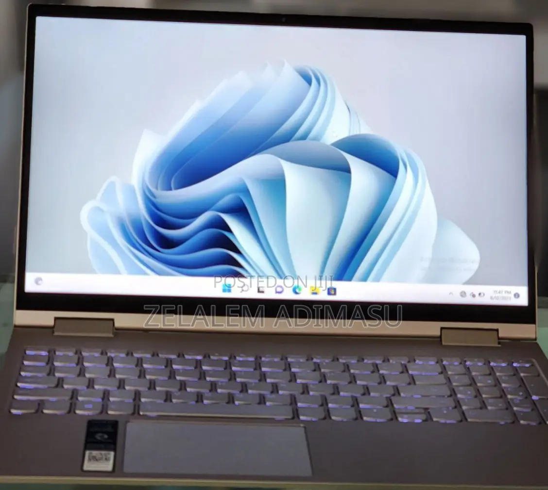 New Laptop Lenovo ThinkPad Yoga 32GB Intel Core I7 SSD 512GB