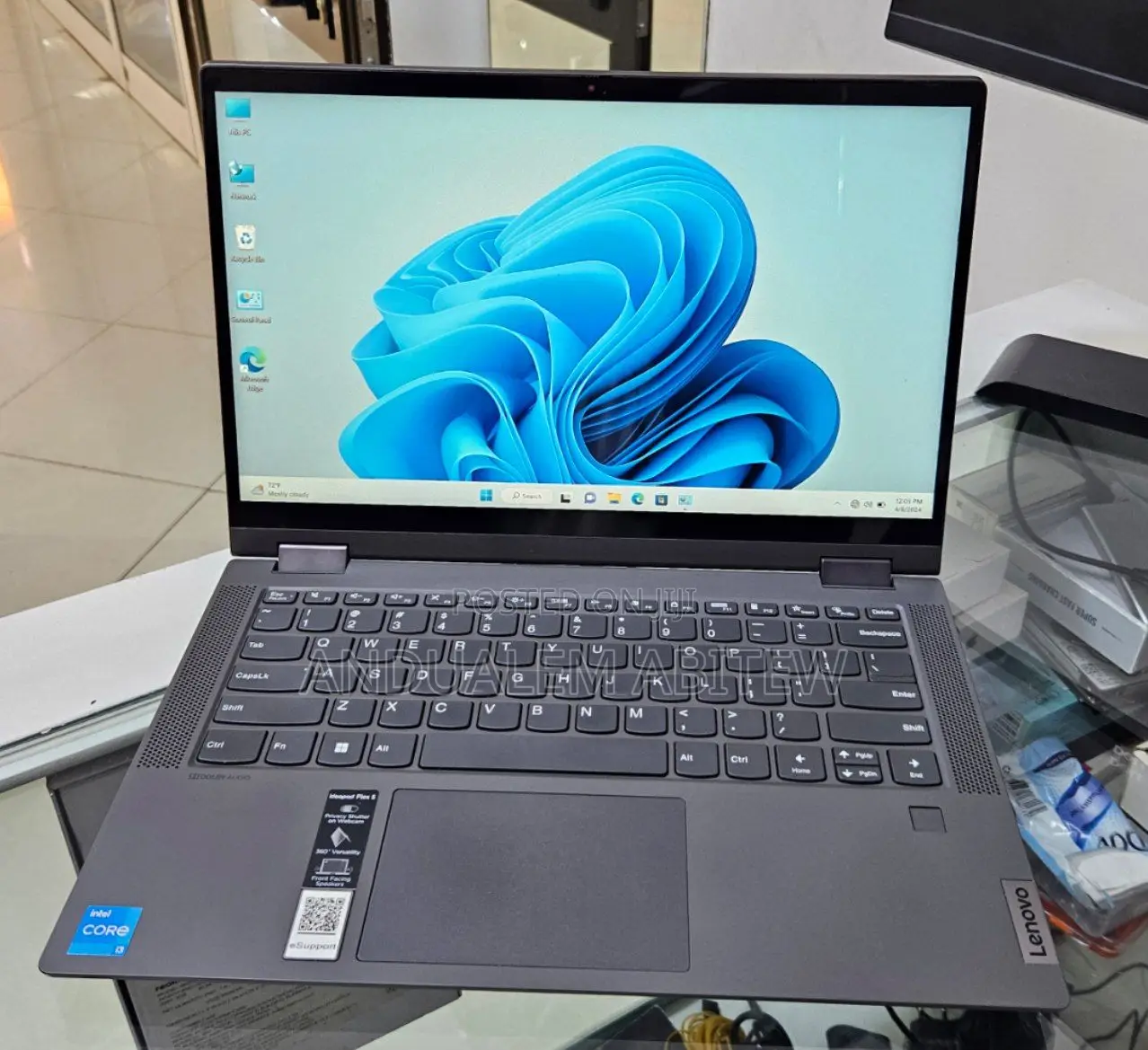New Laptop Lenovo Flex 5 8GB Intel Core I3 SSD 256GB