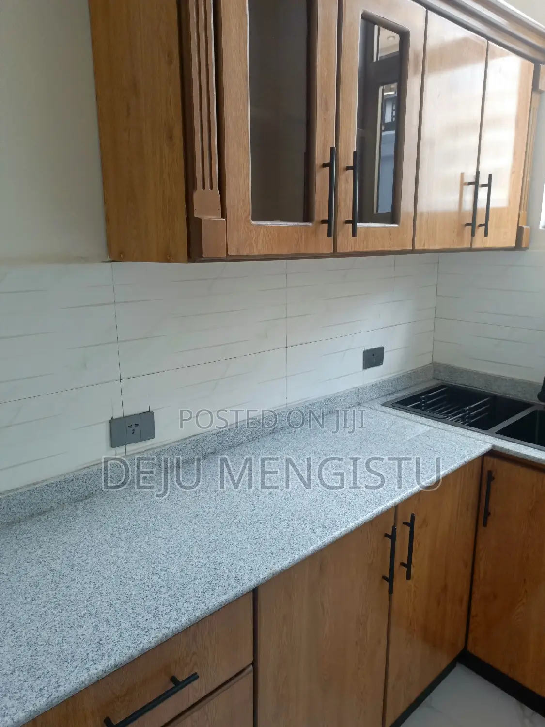 8bdrm House in ሰባ ሁለት, Bole for rent