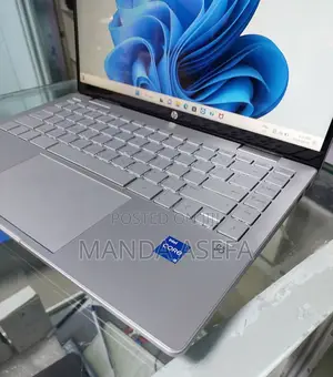 New Laptop HP Pavilion 13 X360 8GB Intel Core I5 SSD 512GB