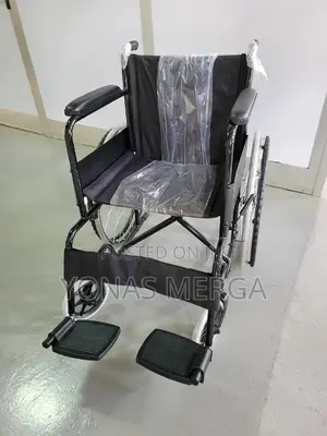 Photo - Medical Wheelchair°በሚፈልጉት አማራጭ\Toilet Wheelchair¶Wheelchair