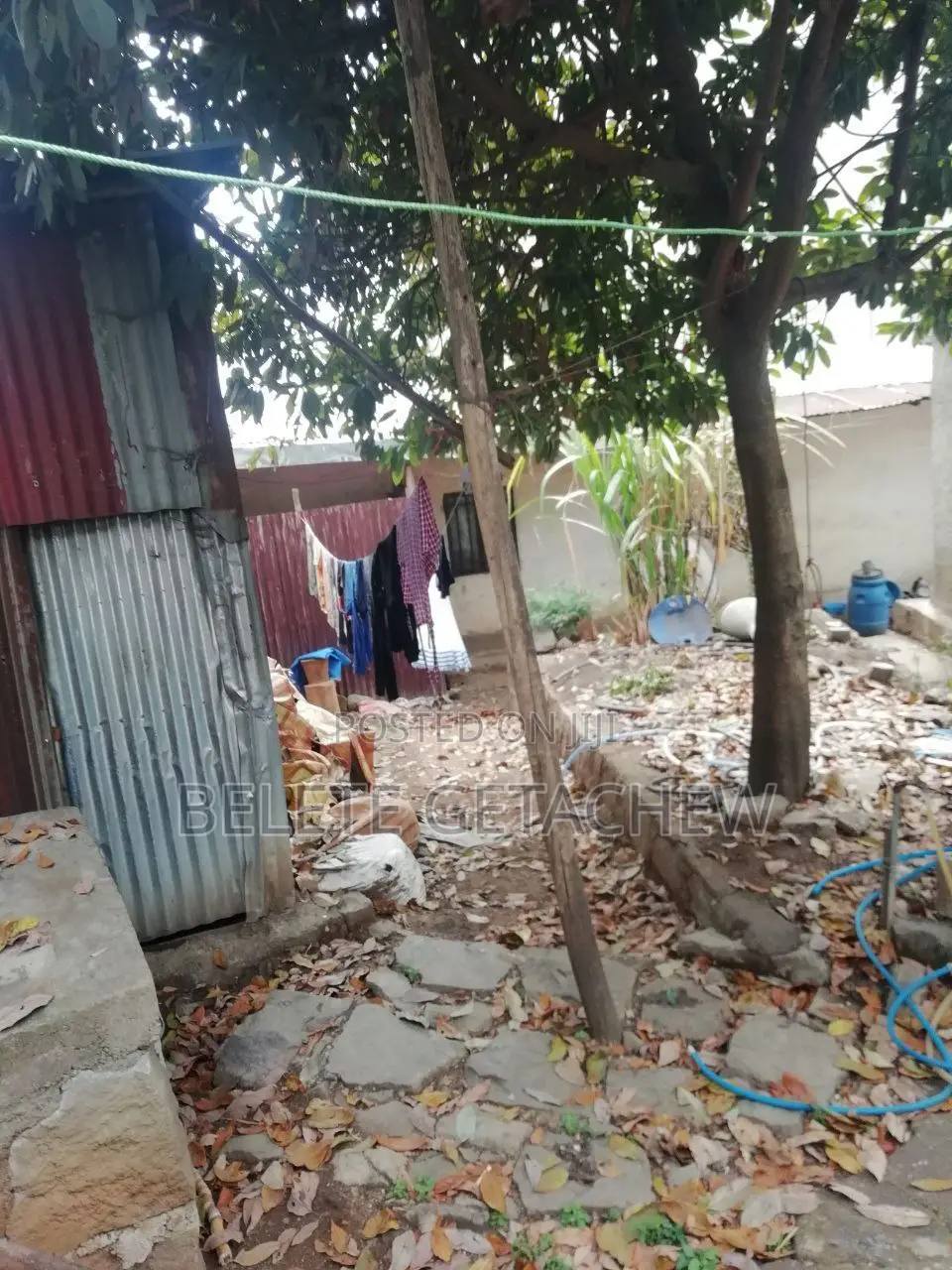 አስቸኳይ የሚሸጥ ቦታ ። ከካራ _ወሠን አስፓልት የያዘ፤ 377ካ.ሜ