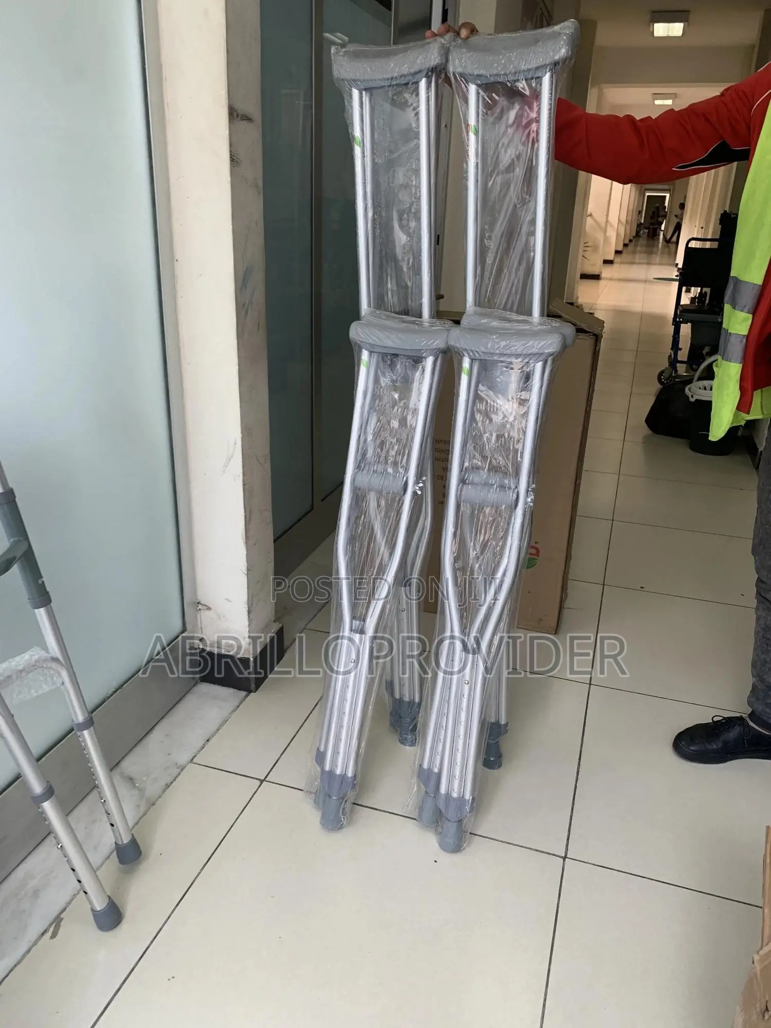 Kids and Adults ALMUNIUM Crutches Crutches Crunch Crunch