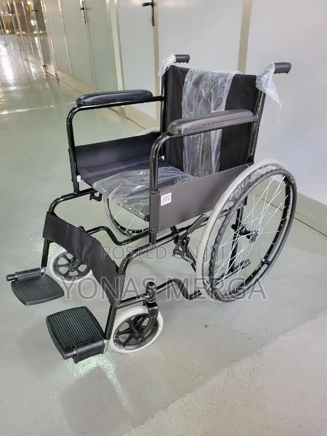 Folding Wheelchair[ምንም ያልሰራ።New]Wheelchair\For Permanent Use