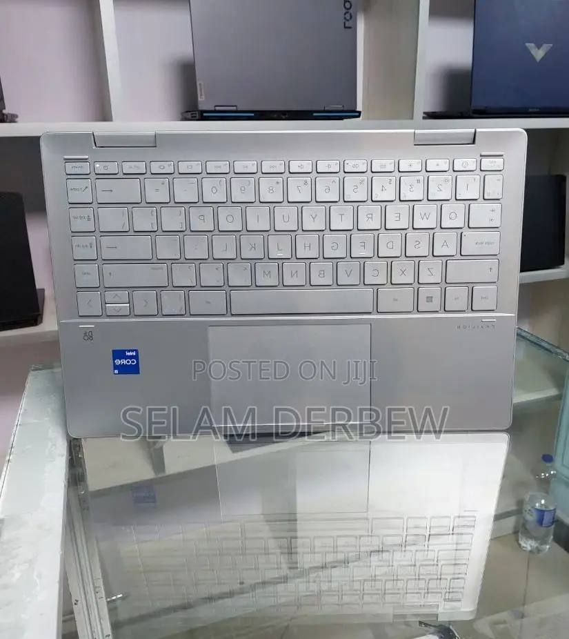New Laptop HP Pavilion X360 8GB Intel Core I5 SSD 512GB