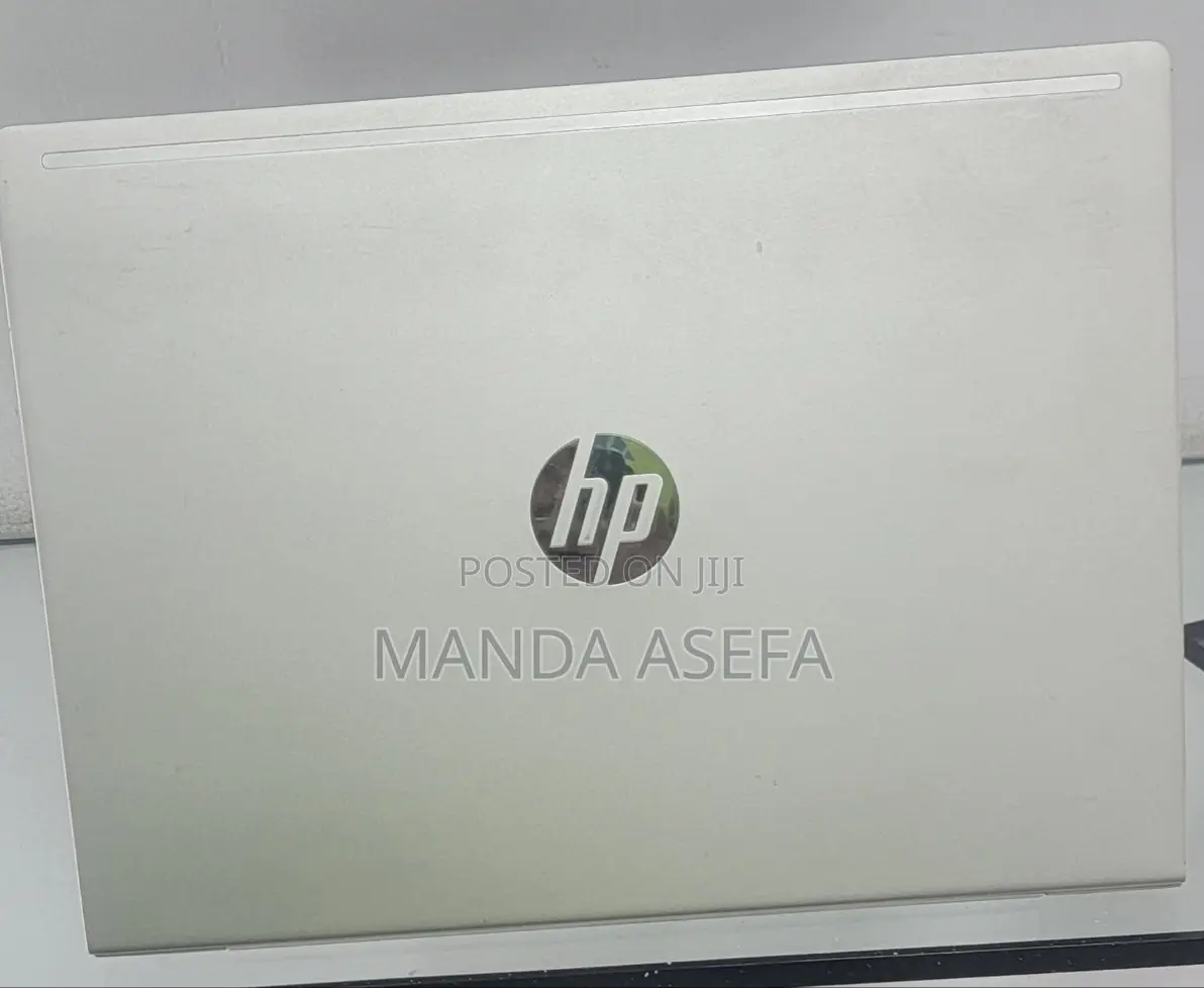 New Laptop HP 8GB AMD Ryzen 5 SSD 512GB