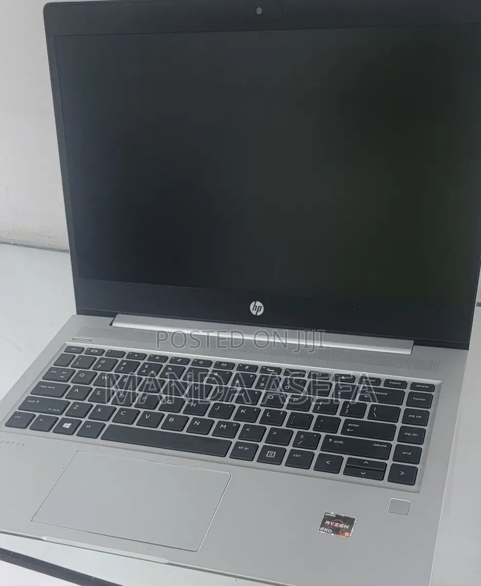 New Laptop HP 8GB AMD Ryzen 5 SSD 512GB