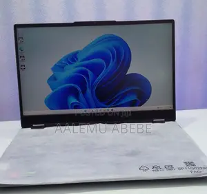 New Laptop Lenovo Legion 5 16GB AMD Ryzen 7 SSD 1T